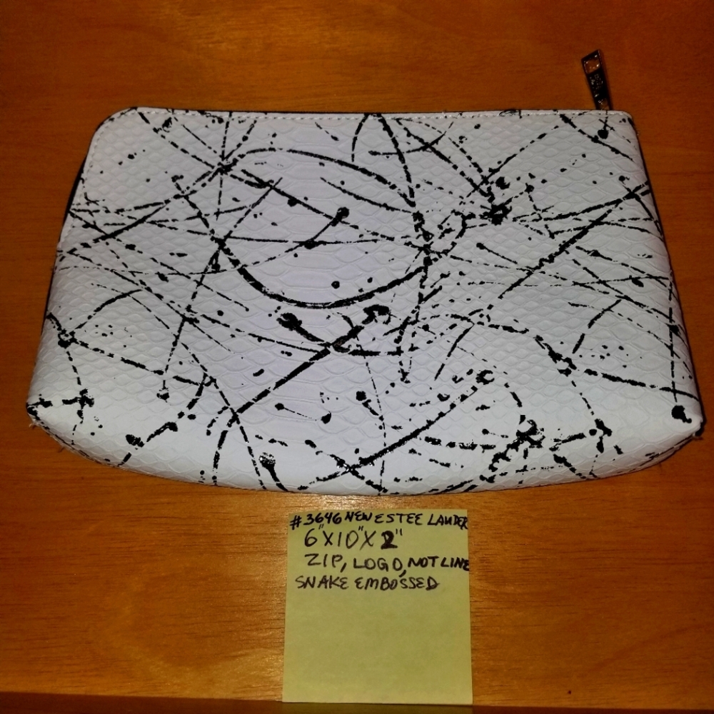 ✅New Estee Lauder Large Snake Embossed White Black Cosmetic Bag Gold Logo Zip Pu
